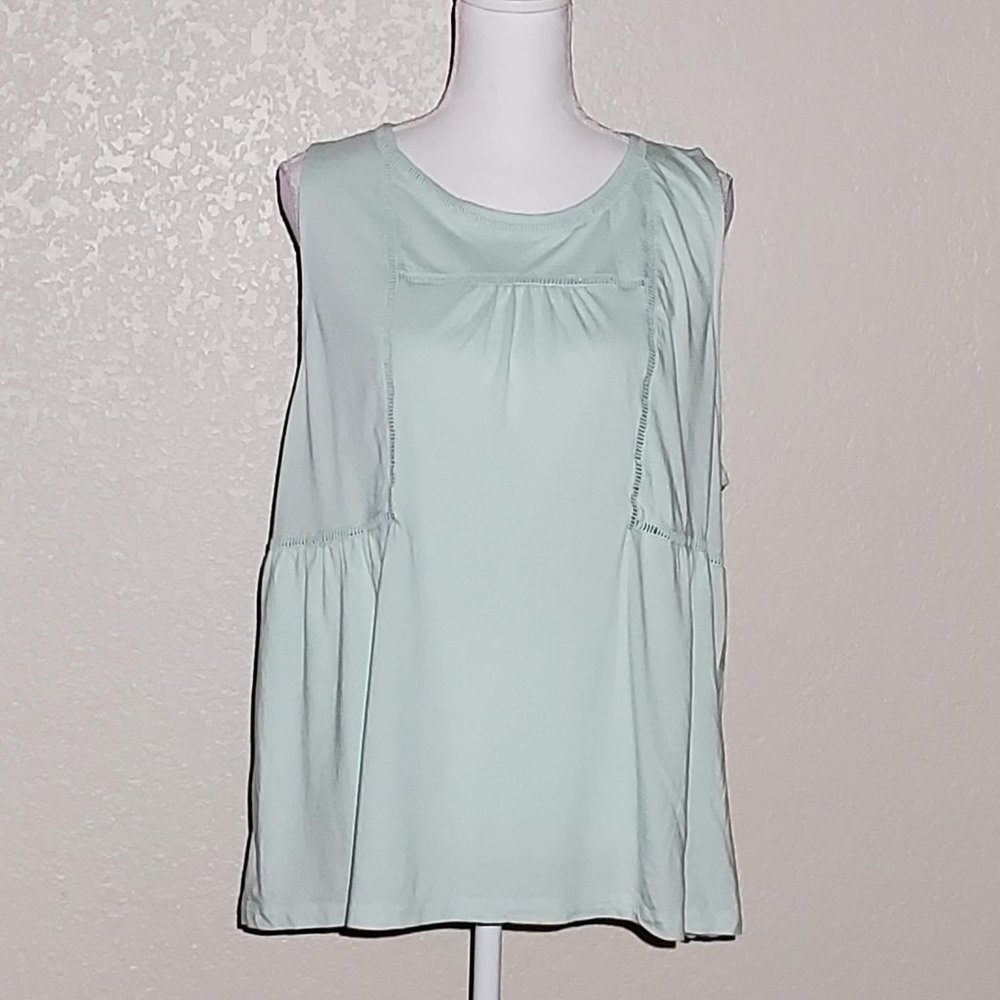 4/$20 Old Navy Sleeveless Heirloom Tank Mint Green